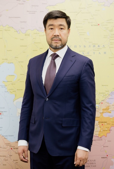 Санжар Елюбаев - Фото.jpg